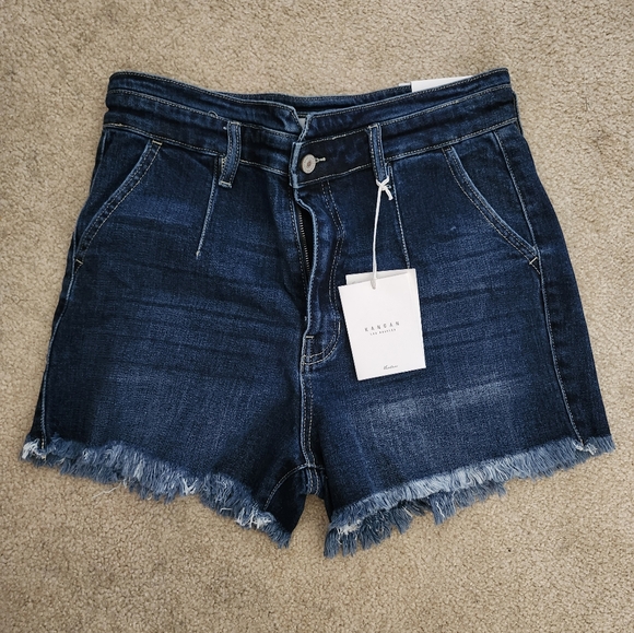 KanCan Pants - Kancan Dark Wash Frayed Hem Denim Shorts - Dark Blue New